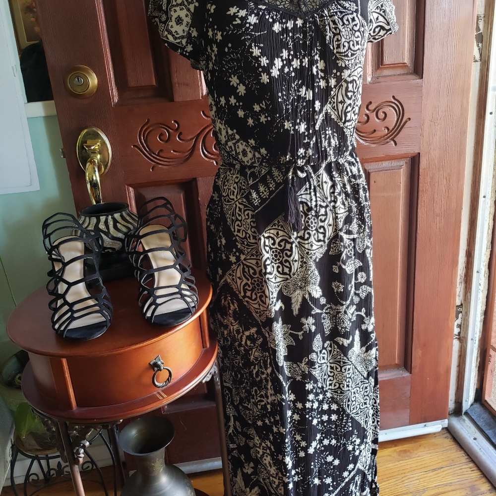 XHILARATION LONG DRESS 👗